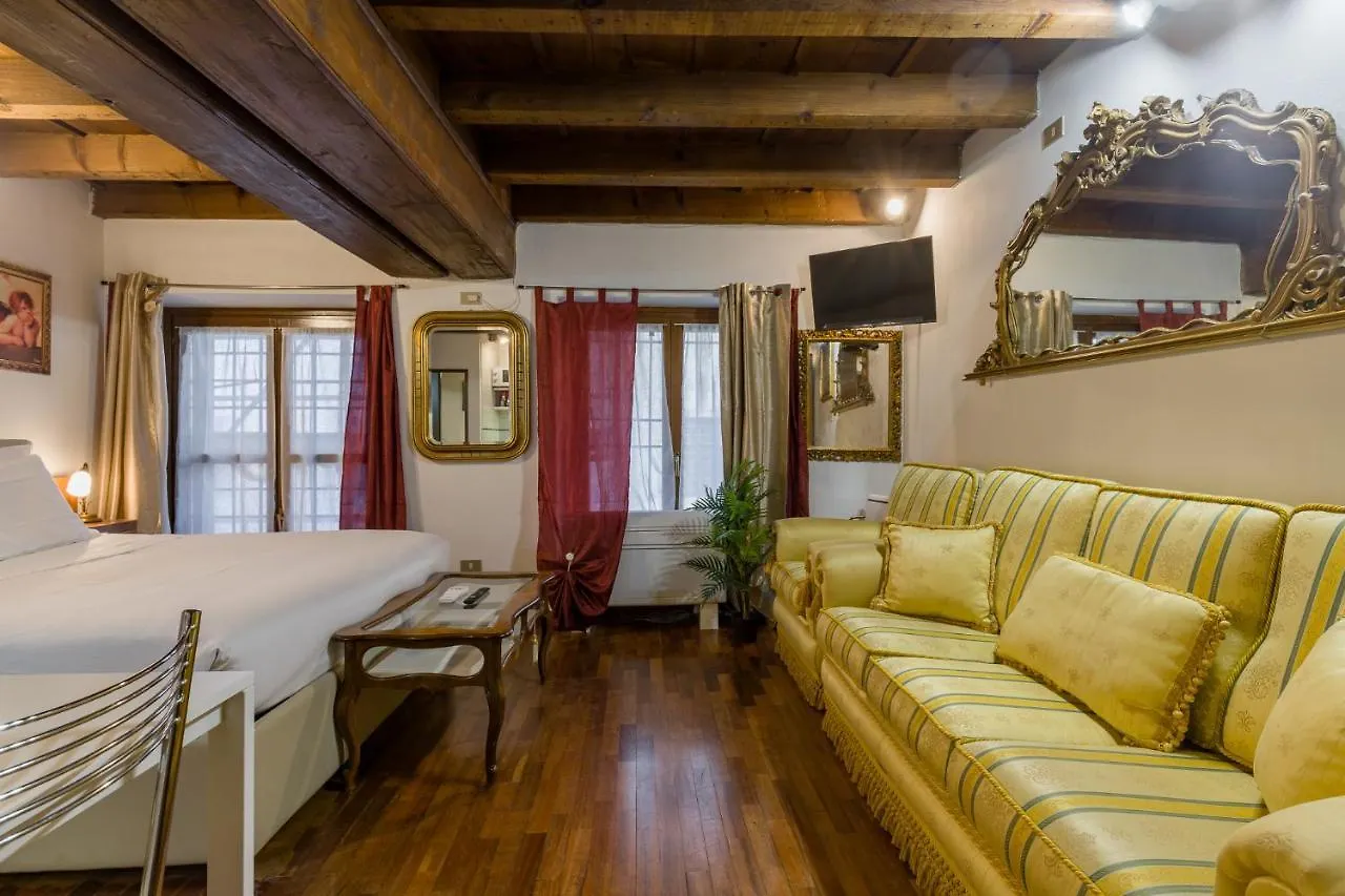 Leoncin D'Oro Apartment Verona